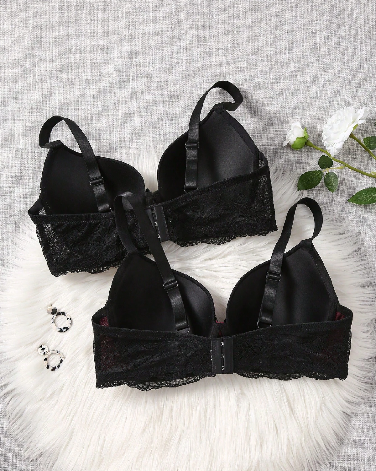 Shop The 2pcs Plus Size Contrast Lace Minimalist Bra Set