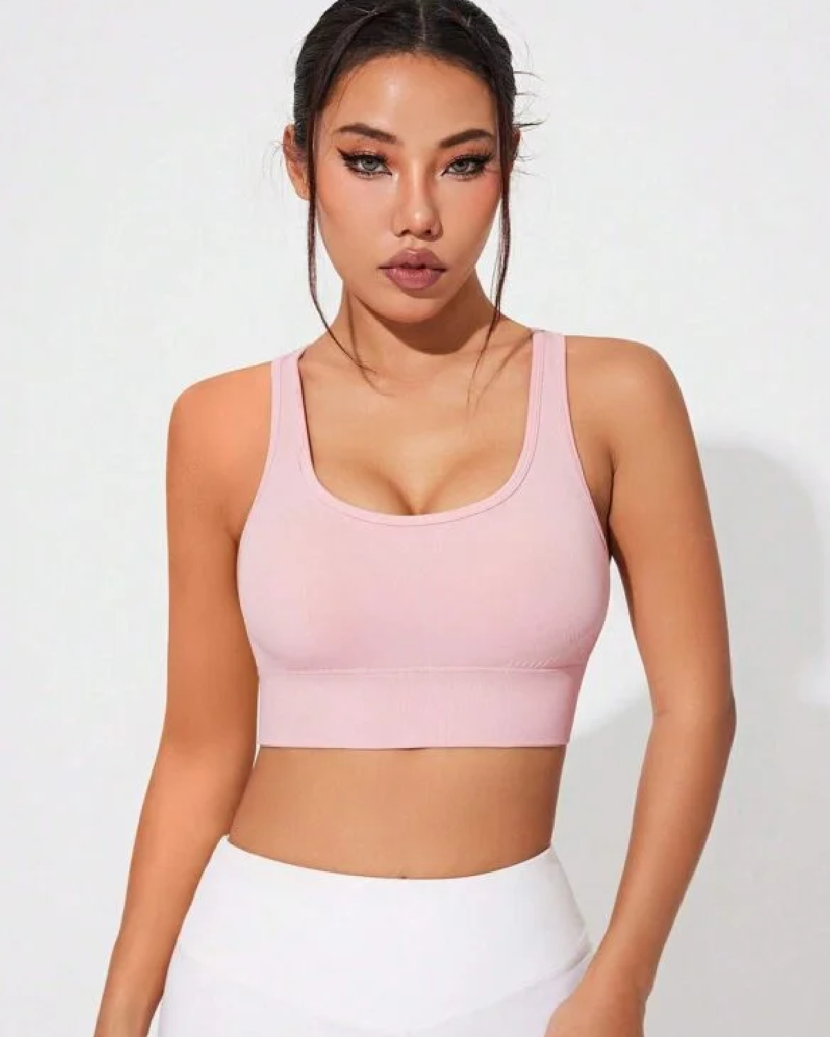 Women's Seamless Front Closure Crossback Sports Bra Complete