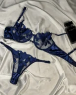 Alluring Elegant Floral Embroidery Lingerie Set - Blue